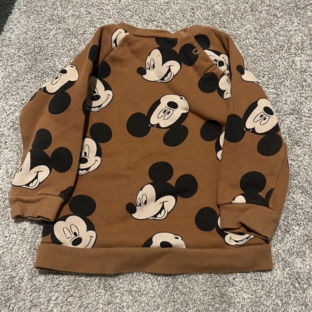H&M x Disney collection Mickey crew neck - Picture 3 of 3
